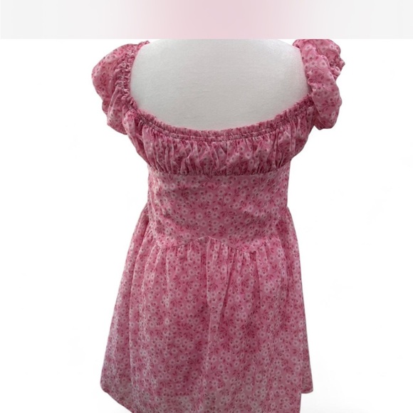 Tiger Mist Remi Pink Floral Off-Shoulder Dress - Picture 3 of 4